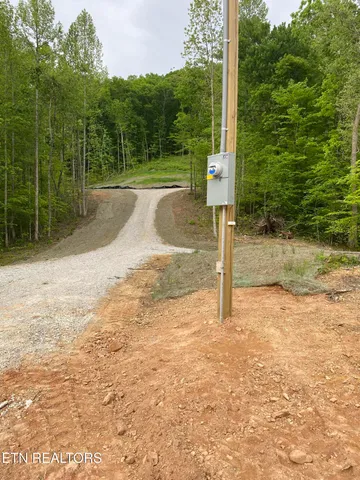 $393,500 | 143 Elk Ridge Lane, Newcomb, TN 37819