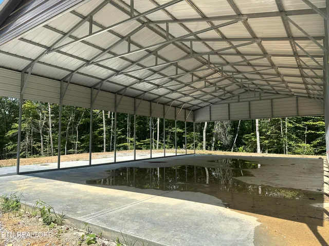 $393,500 | 143 Elk Ridge Lane, Newcomb, TN 37819