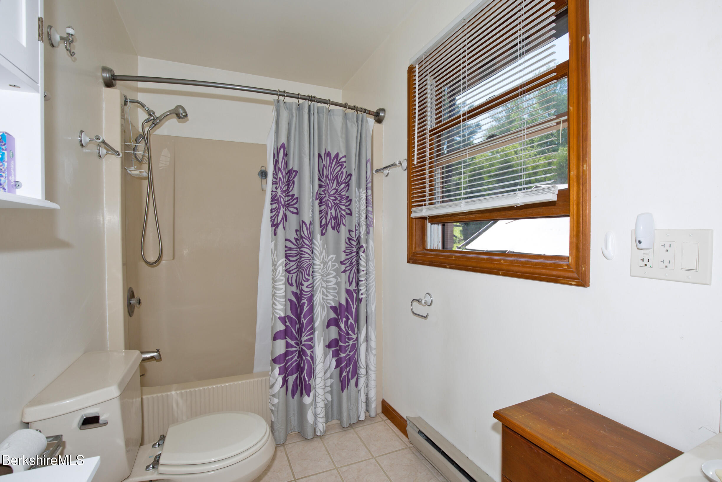 222 Brough Road Cheshire, MA 01225 - Photo 28 of 46 Primary bath