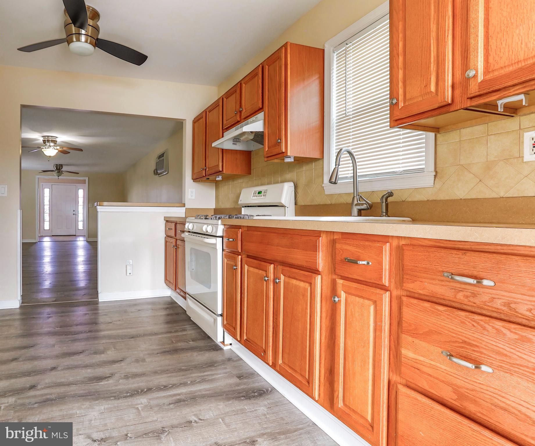 8 Creek Road Brooklawn, NJ 08030 - Photo 17 of 50
