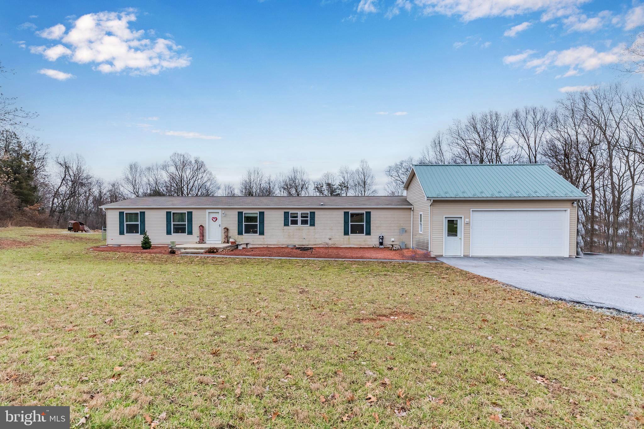 810 Cherry Orchard Road Dover, PA 17315 - Photo 2 of 41