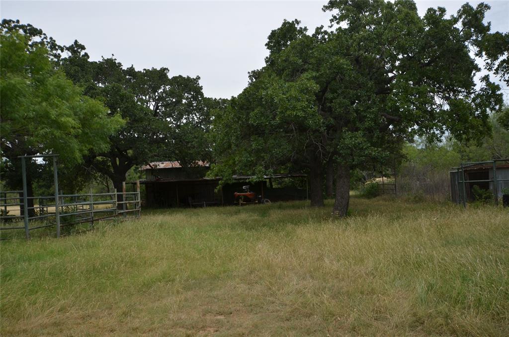 334 Cook Road Jacksboro, TX 76458 - Photo 21 of 21 Tractor shed