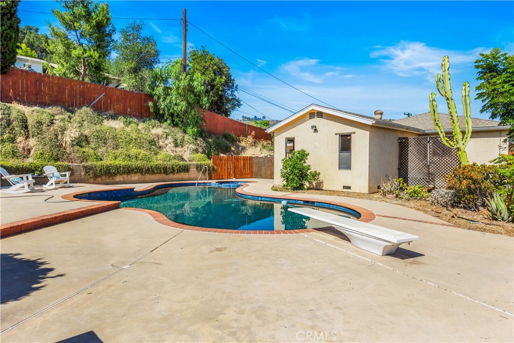 8841 Gardena Way Lakeside, CA 92040 - Photo 38 of 41 Cool off in the summer sun on the pool deck