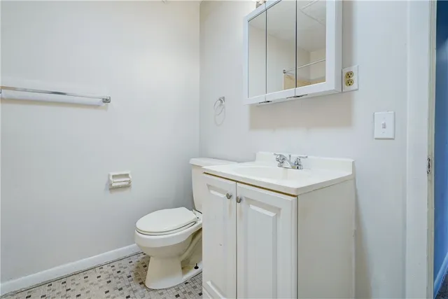 $1,195 | 404 Main Street, Unit A8, East Rochester, NY 14445