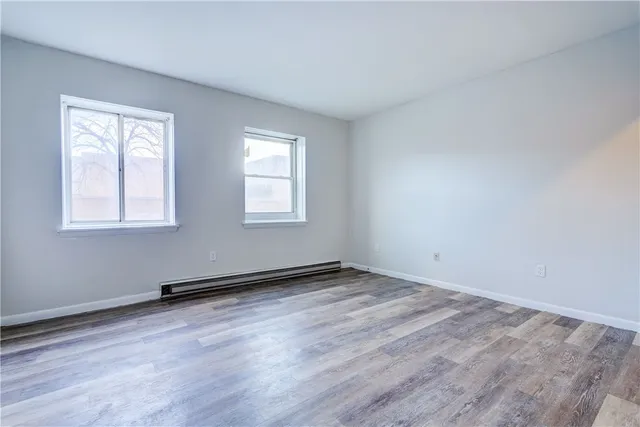 $1,195 | 404 Main Street, Unit A8, East Rochester, NY 14445