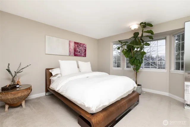 $6,400 | 6304 110th Avenue Northeast, Kirkland, WA 98033