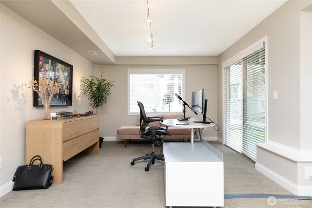 $6,400 | 6304 110th Avenue Northeast, Kirkland, WA 98033