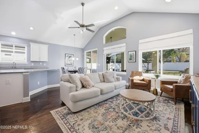 $630,000 | 325 Howland Drive, Ponte Vedra, FL 32081