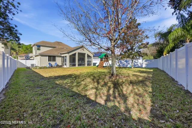 $630,000 | 325 Howland Drive, Ponte Vedra, FL 32081