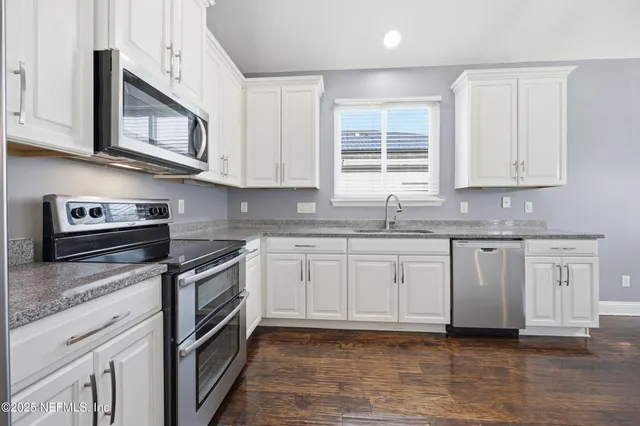 $630,000 | 325 Howland Drive, Ponte Vedra, FL 32081