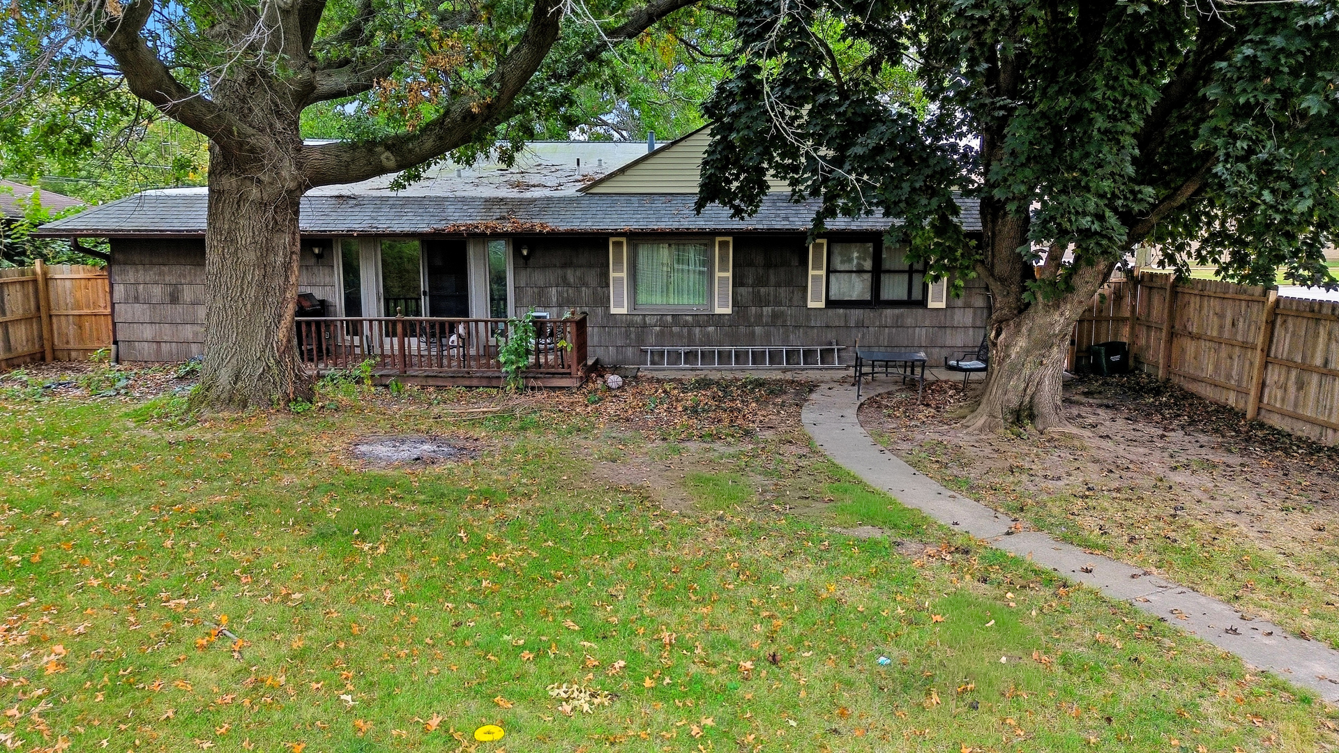 803 4th Avenue Dixon, IL 61021 - Photo 11 of 35 a backyard of a house with seating space