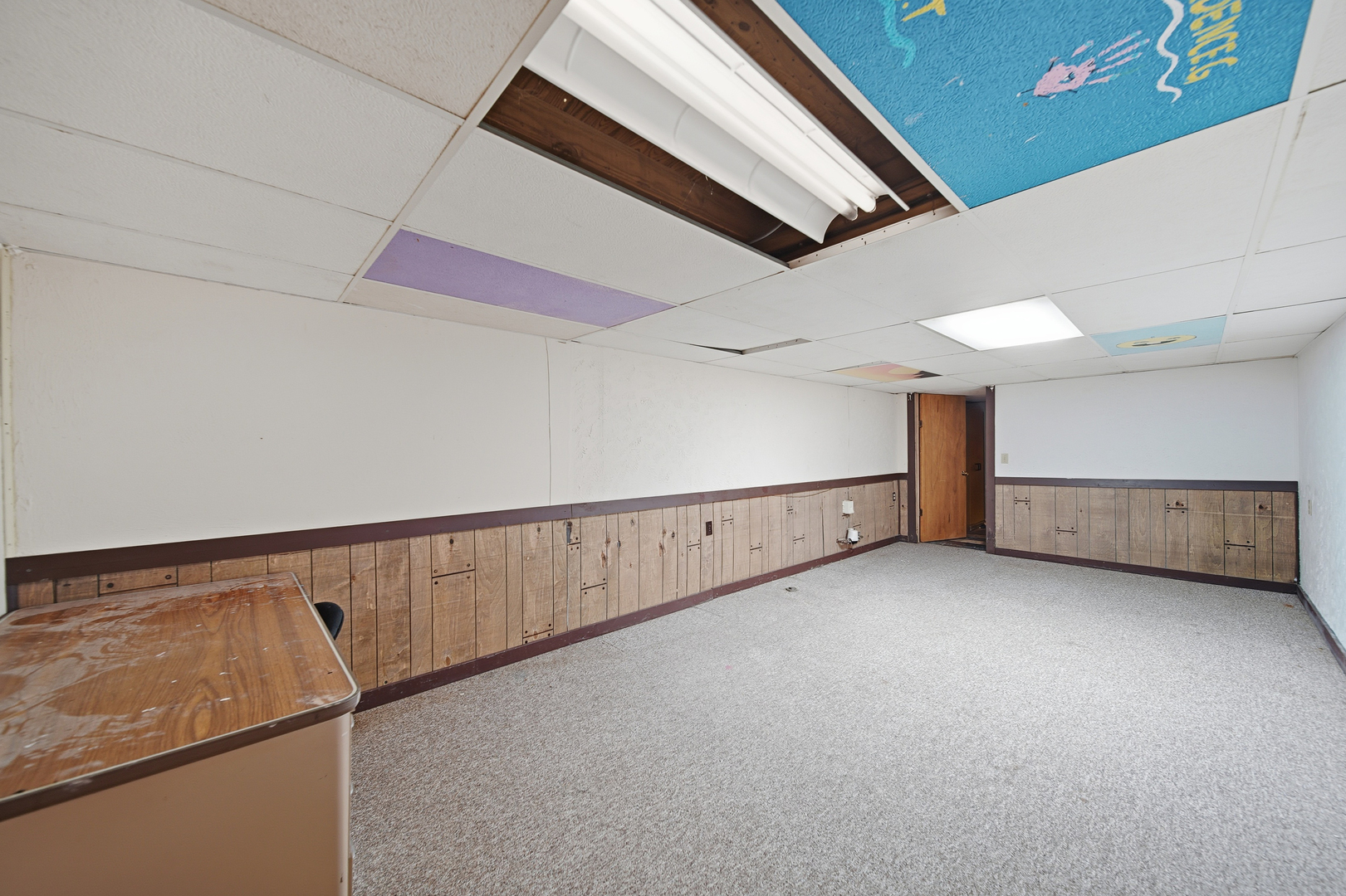 803 4th Avenue Dixon, IL 61021 - Photo 34 of 35 a view of an empty room