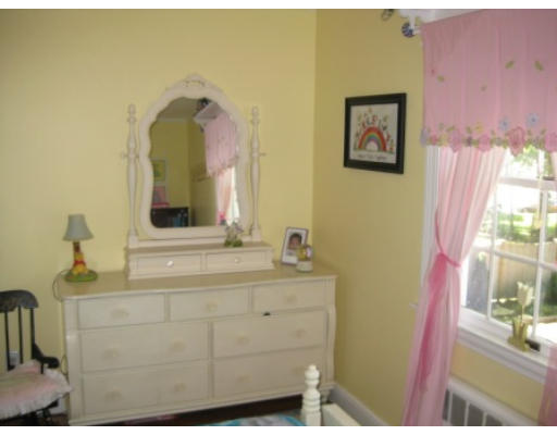 20 Rustlewood Road Boston, MA 02132 - Photo 24 of 30