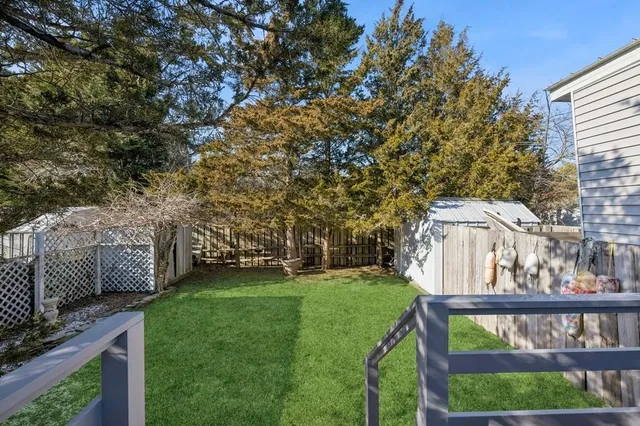 $649,000 | 53 Crassen Boulevard, Unit PARK AVE #3, Amagansett, NY 11930