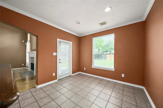 $2,850 | 4603 Chaperel Drive, Pearland, TX 77584