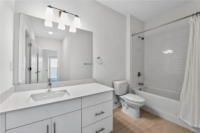 $1,650 | 525 Parkway Drive Northeast, Unit 218, Atlanta, GA 30308