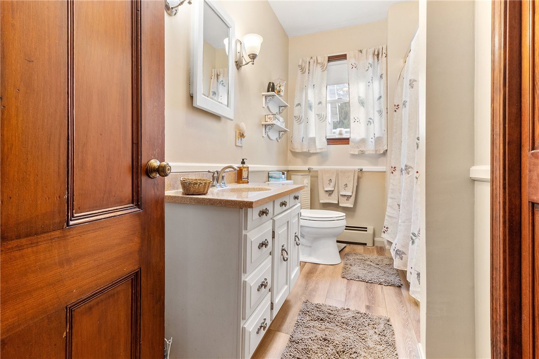 906 East Main Road Portsmouth, RI 02871 - Photo 17 of 34