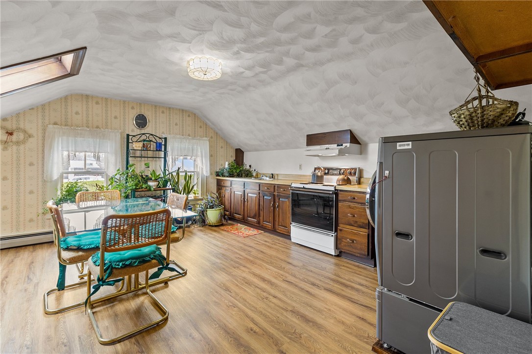 906 East Main Road Portsmouth, RI 02871 - Photo 20 of 34