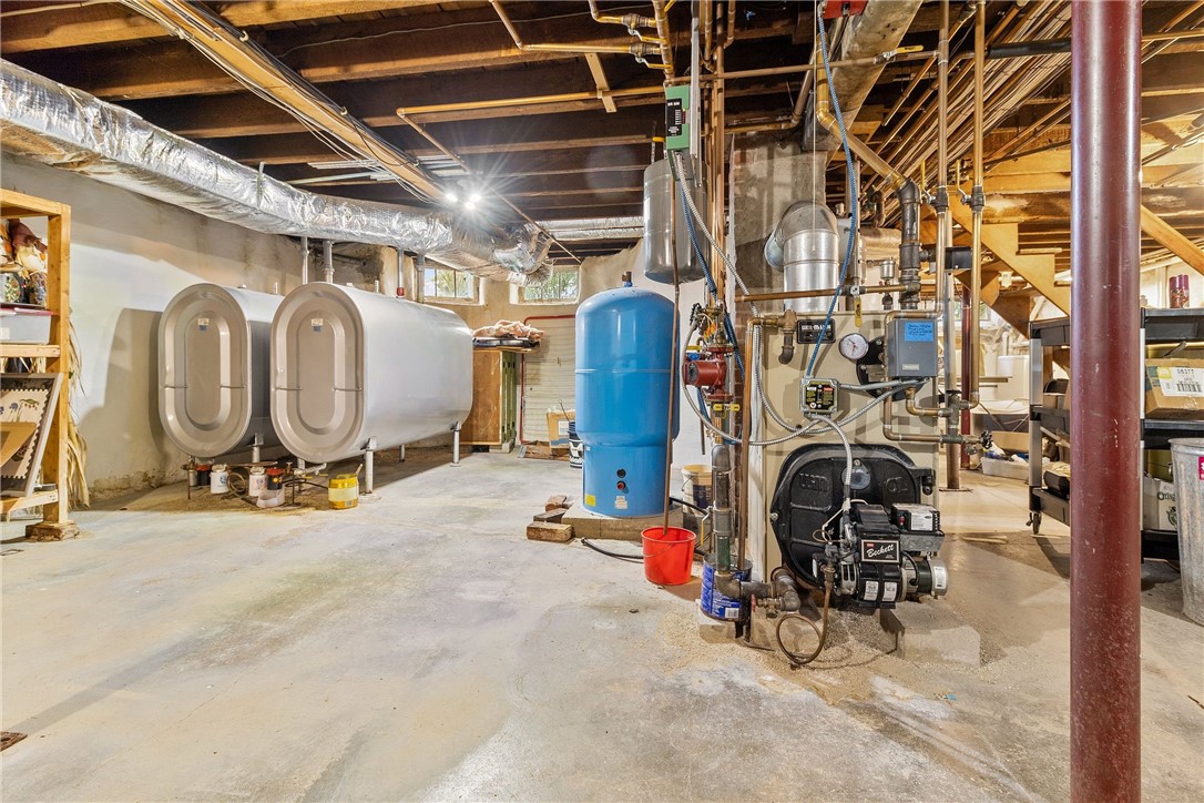 906 East Main Road Portsmouth, RI 02871 - Photo 21 of 34