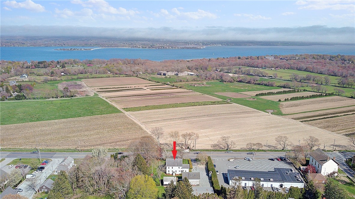 906 East Main Road Portsmouth, RI 02871 - Photo 3 of 34