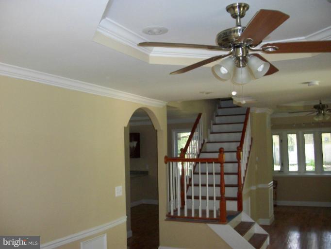 6229 Ridgeview Avenue Baltimore, MD 21206 - Photo 4 of 9 Interior (General)
