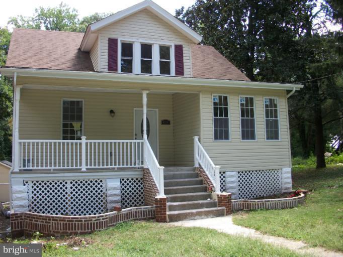 6229 Ridgeview Avenue Baltimore, MD 21206 - Photo 9 of 9 Exterior (Front)