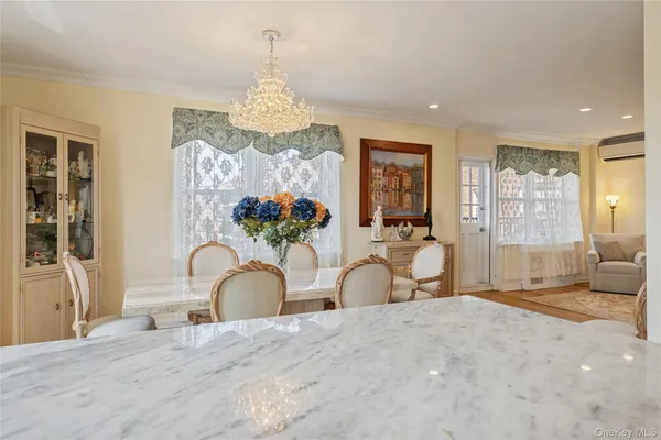 $649,888 | 162-01 Powells Cove Boulevard, Unit 5G | Beechhurst
