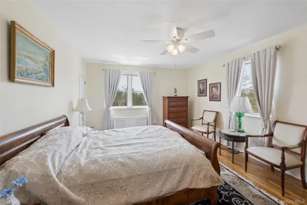 $649,888 | 162-01 Powells Cove Boulevard, Unit 5G | Beechhurst
