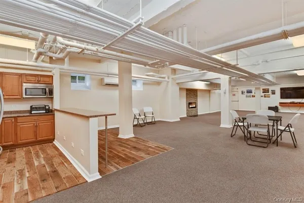 $649,888 | 162-01 Powells Cove Boulevard, Unit 5G | Beechhurst