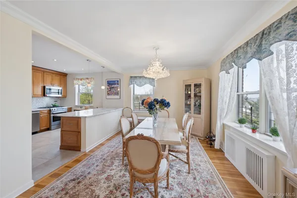 $649,888 | 162-01 Powells Cove Boulevard, Unit 5G | Beechhurst