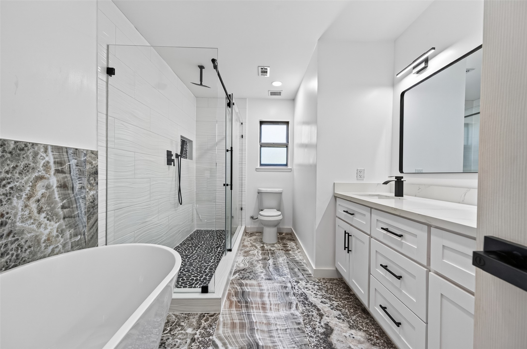 5411 Cobble Lane Spring, TX 77379 - Photo 31 of 50 Relaxing and spacious secondary bathroom