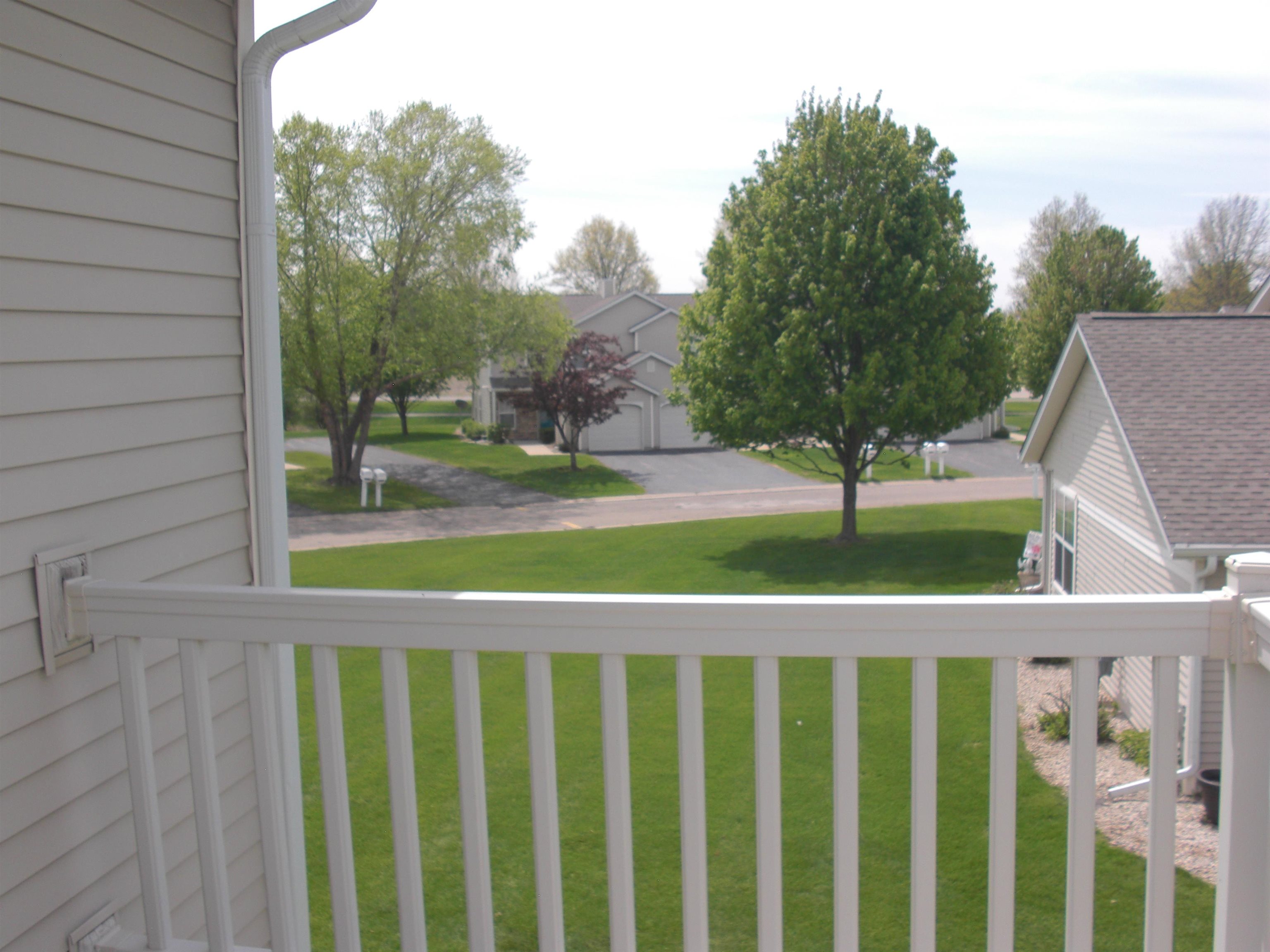 2530 Edgewood Drive, Unit 38 Beloit, WI 53511 - Photo 15 of 42