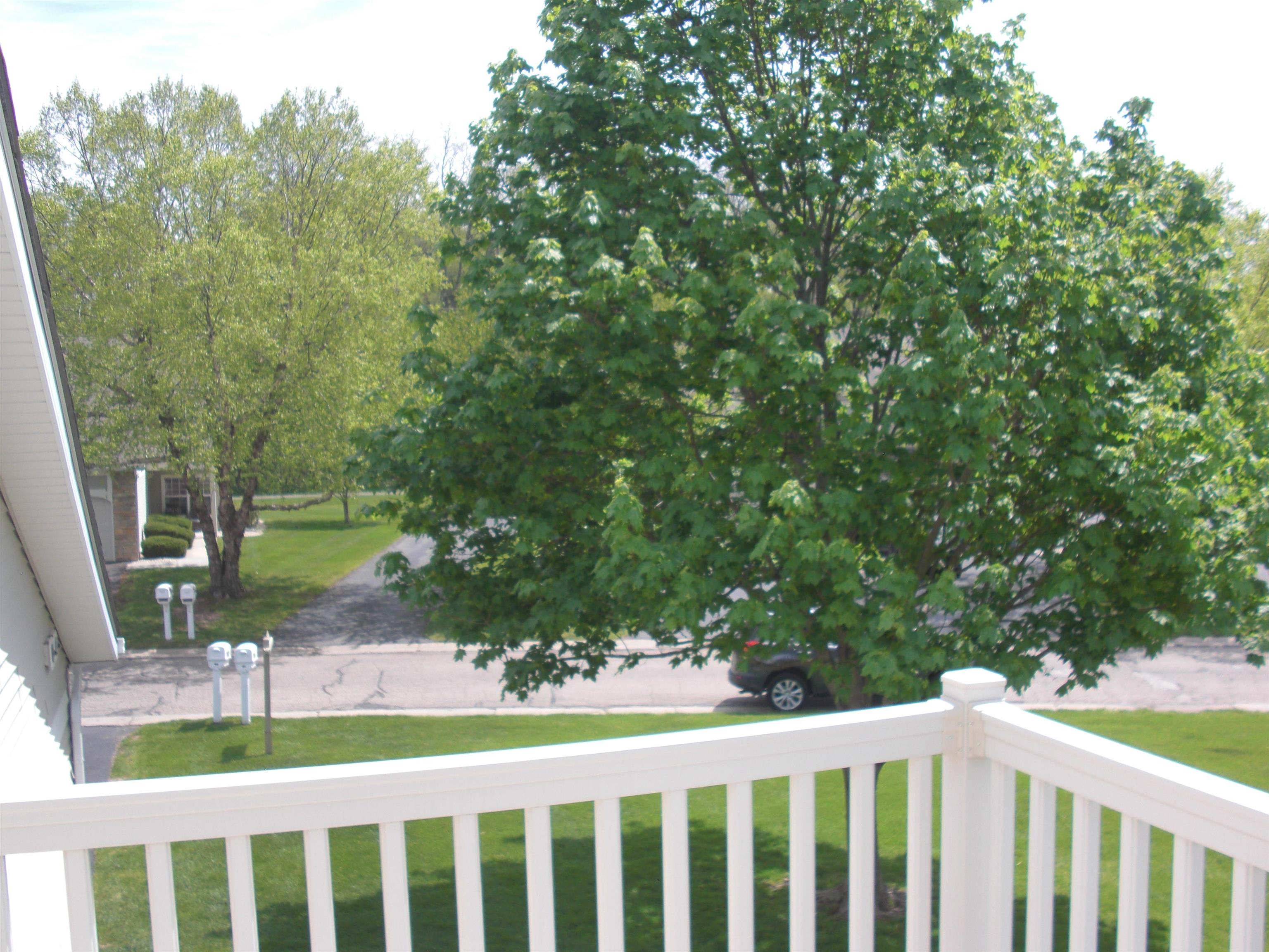 2530 Edgewood Drive, Unit 38 Beloit, WI 53511 - Photo 17 of 42