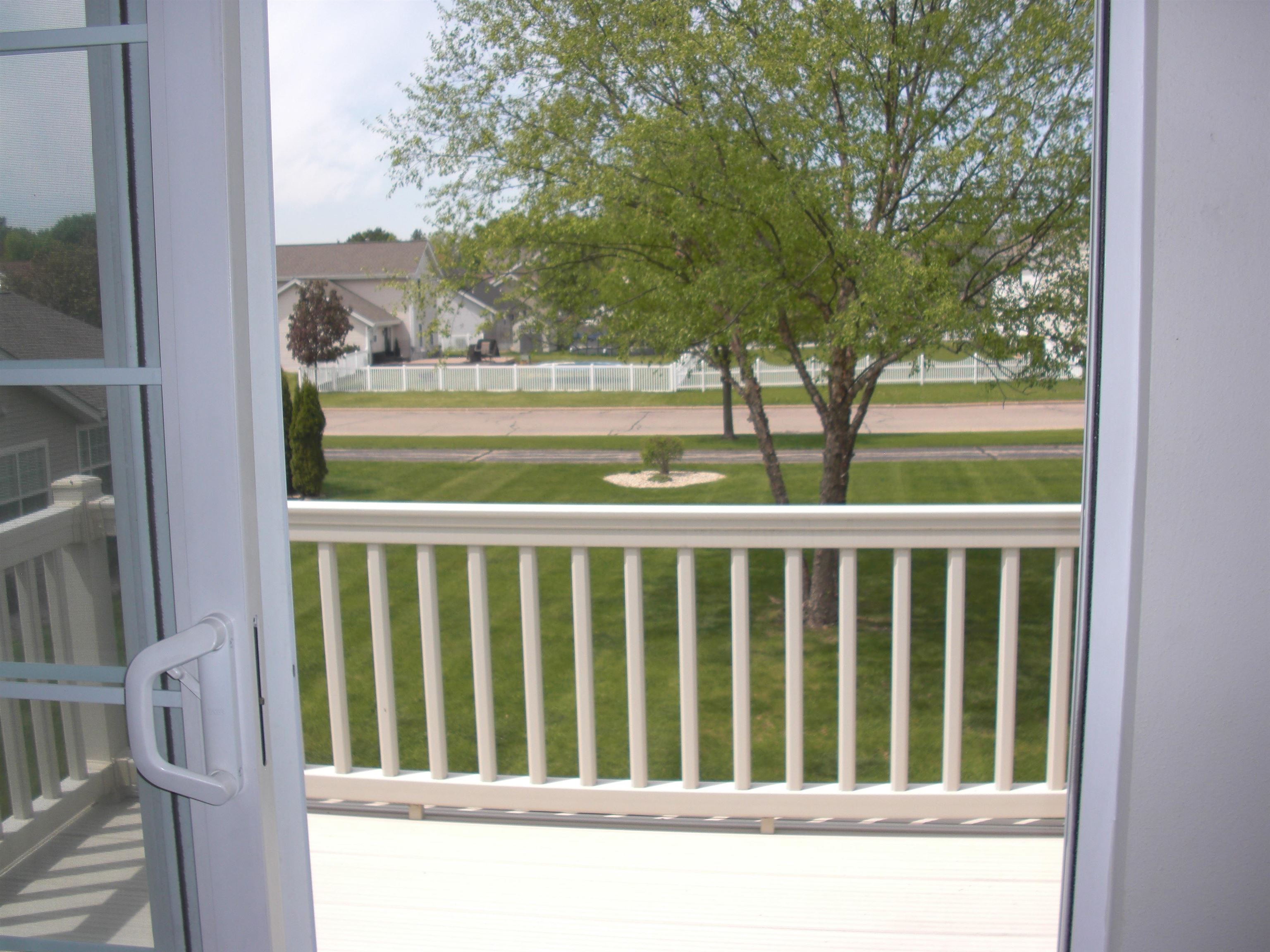 2530 Edgewood Drive, Unit 38 Beloit, WI 53511 - Photo 10 of 42