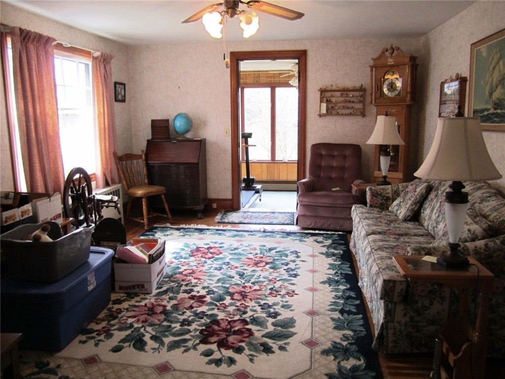 779 Toll Gate Road Warwick, RI 02886 - Photo 5 of 16 Gallery Image 5
