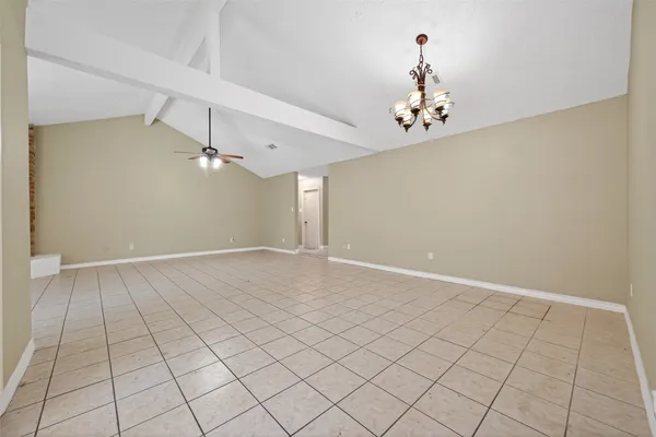 $1,980 | 18918 Droitwich Drive, Humble, TX 77346