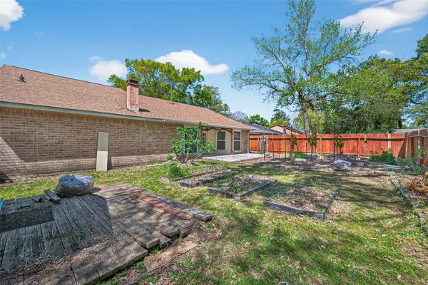 $1,980 | 18918 Droitwich Drive, Humble, TX 77346