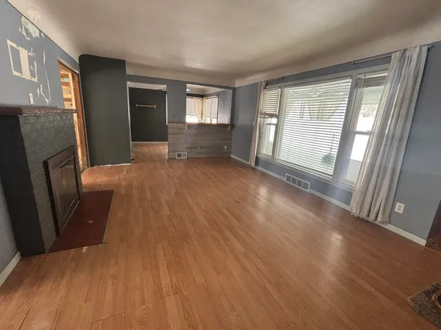 $169,900 | 400 Colfax Street, Jackson, MI 49203