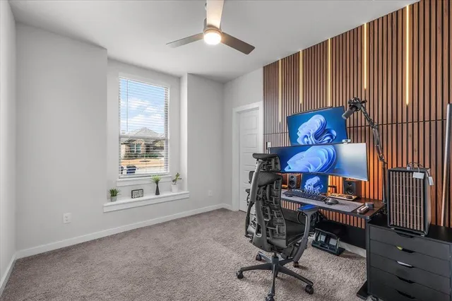 $2,550 | 640 Southern HIlls Drive, Red Oak, TX 75154