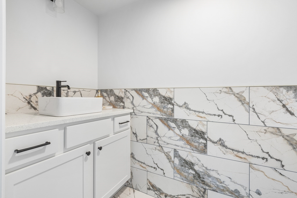 161 Sumner Street, Unit U2 Quincy, MA 02169 - Photo 9 of 19