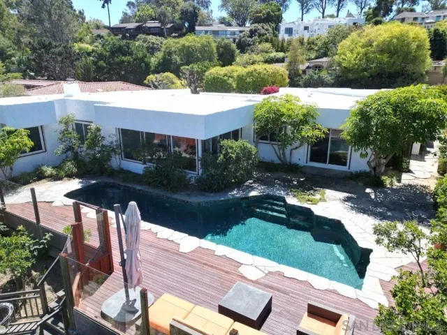 $3,950,000 | 1640 El Paso Real, La Jolla, CA 92037