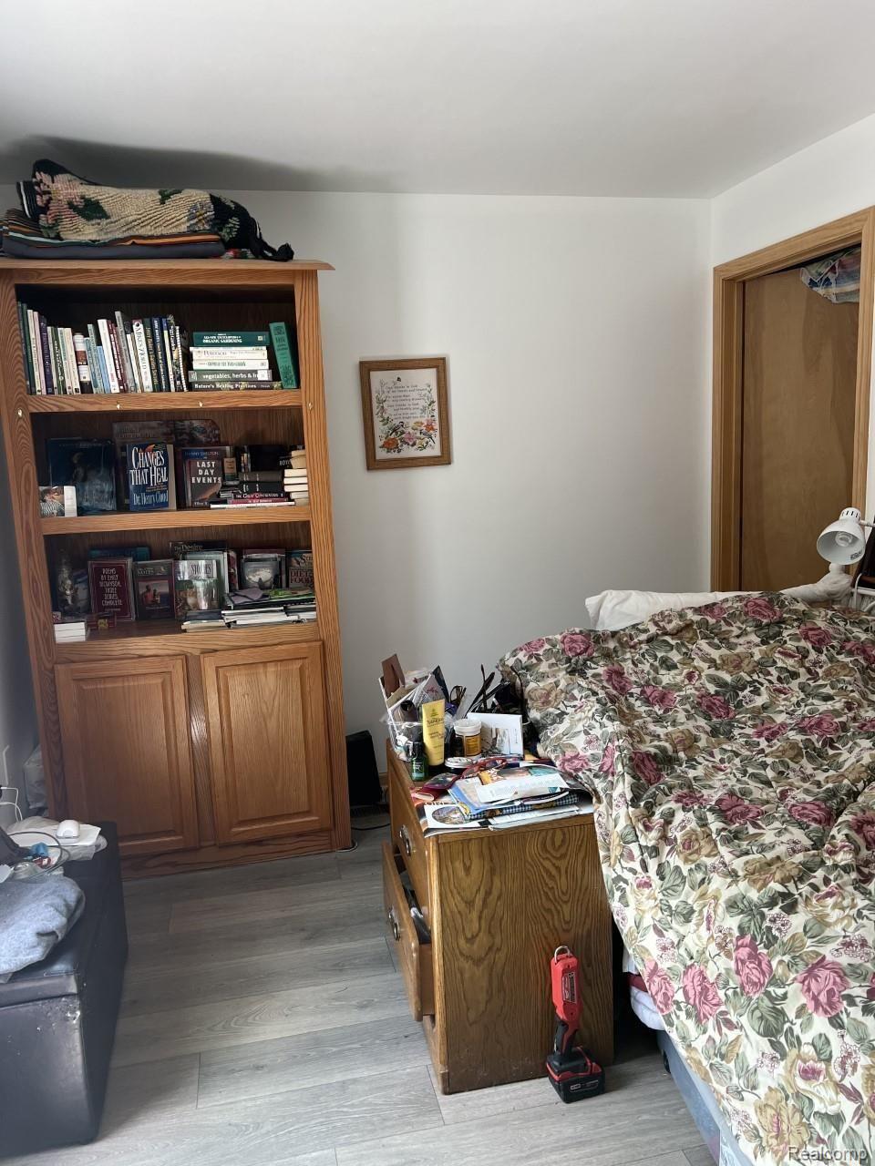 1802 Smith Road Lapeer, MI 48446 - Photo 4 of 12 thumbnail_IMG_1486.jpg