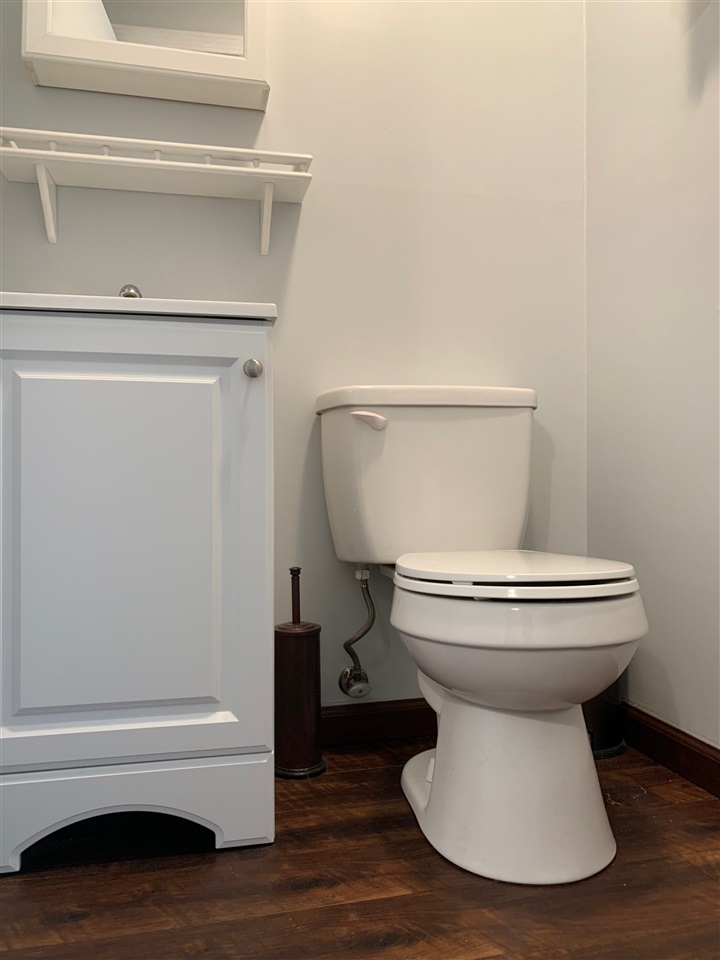 8 B Cedarbrook Village, Unit 8B Rochester, NH 03867 - Photo 11 of 32 Gallery Image 11
