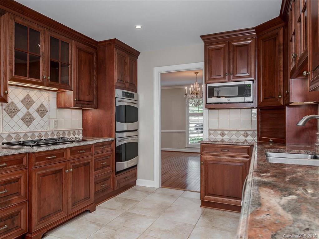 4123 Quail View Road Charlotte, NC 28226 - Photo 2 of 24 Gallery Image 2