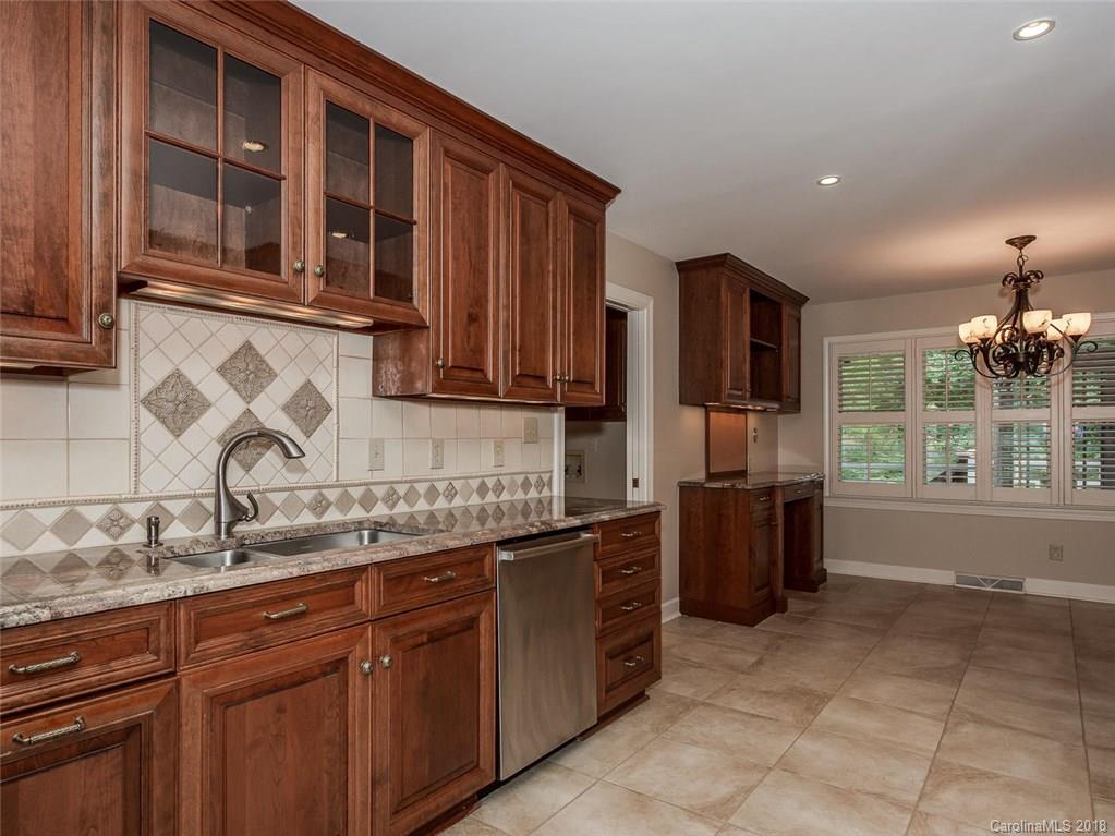 4123 Quail View Road Charlotte, NC 28226 - Photo 3 of 24 Gallery Image 3