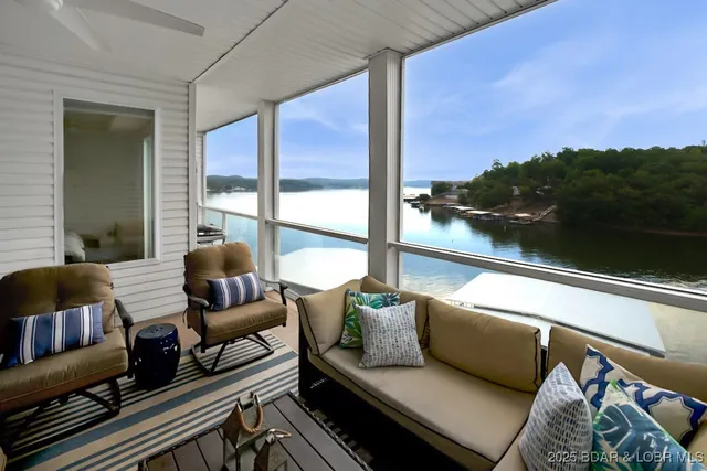 $405,000 | 186 Sunset Palms Drive, Unit 4K, Camdenton, MO 65020