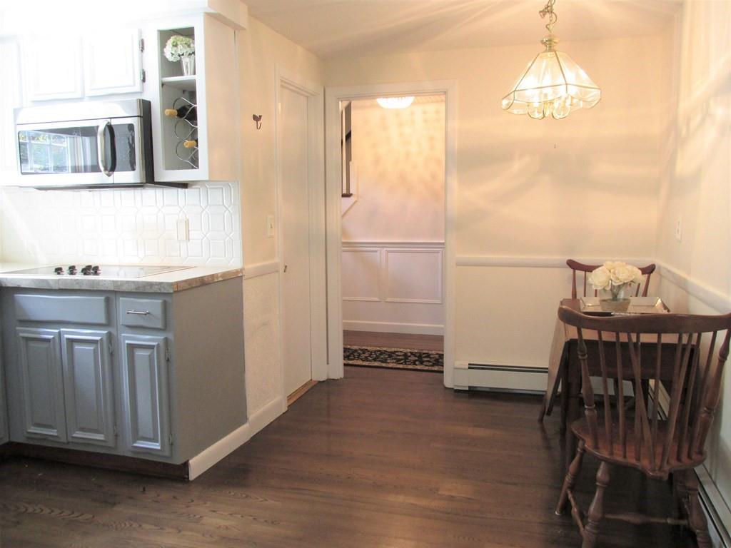 7 Doncaster Road Lynnfield, MA 01940 - Photo 8 of 36 Gallery Image 8