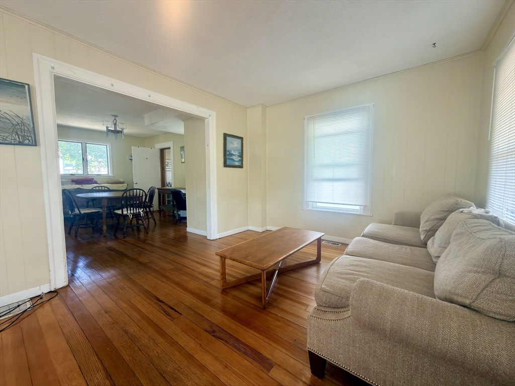 59 C Street Hull, MA 02045 - Photo 3 of 37