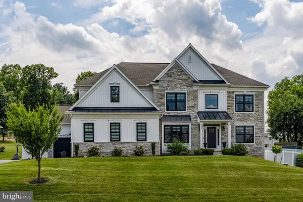 $949,900 | 331 Cardinal Court, East Earl, PA 17519
