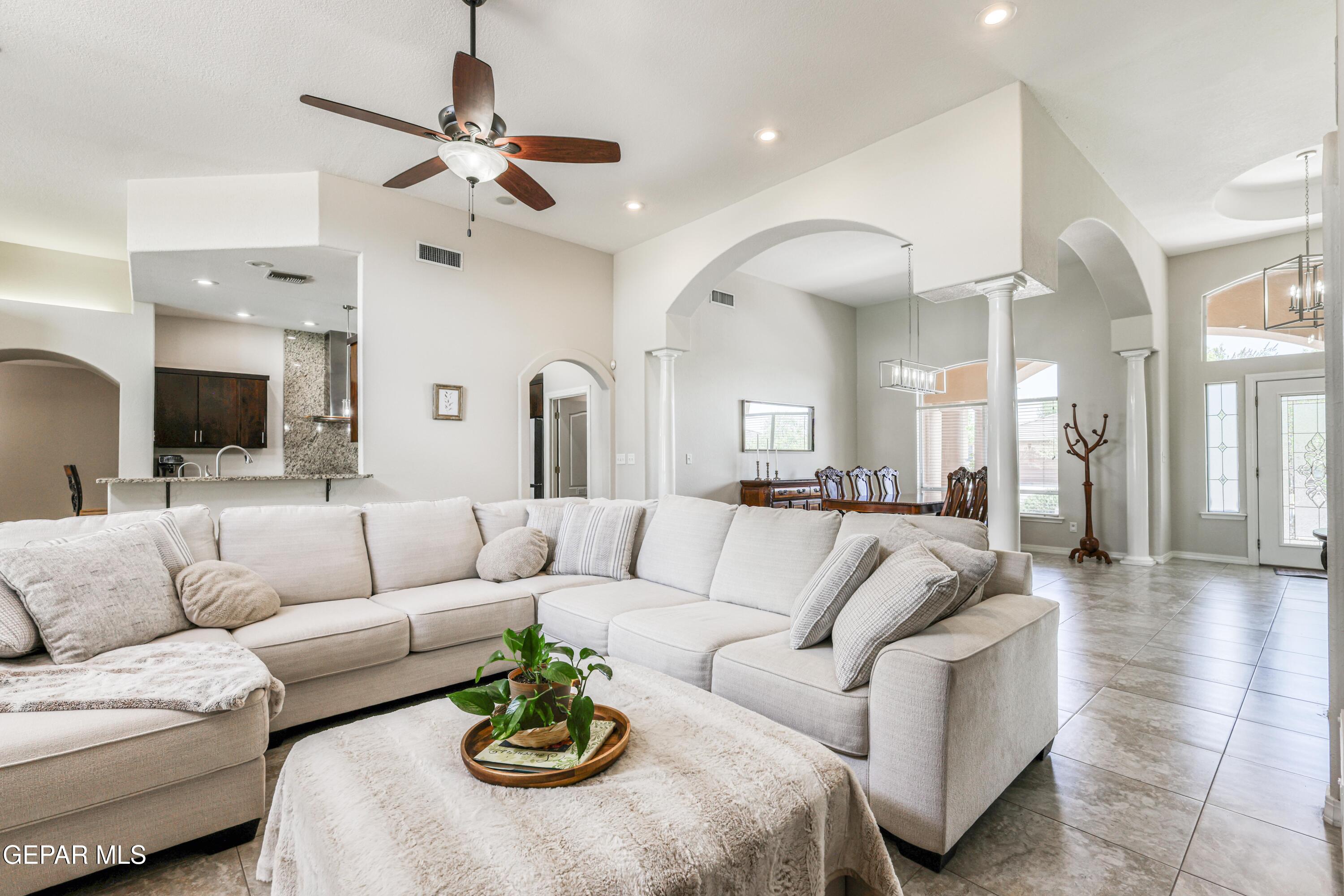 6697 Legacy Ridge Way El Paso, TX 79912 - Photo 10 of 51 362A1779_HDR